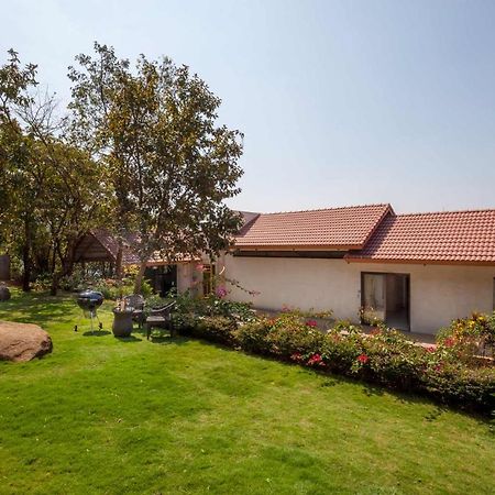 Soul Tree Villa 50 Super Luxury Villa With Heated Plunge Pool And Jacuzzi Lavasa Ngoại thất bức ảnh